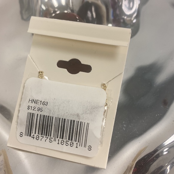 NWT Jumper Necklace - Picture 2 of 2